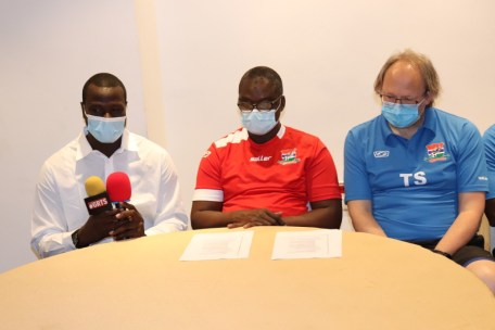 MoYS, GFF extend Coach Tom Saintfiet contract