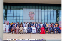 Vice President Jallow delights