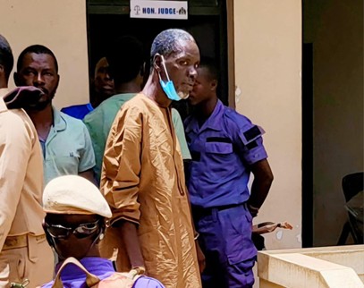 Prosecution tells court to convict man who allegedly hacked wife