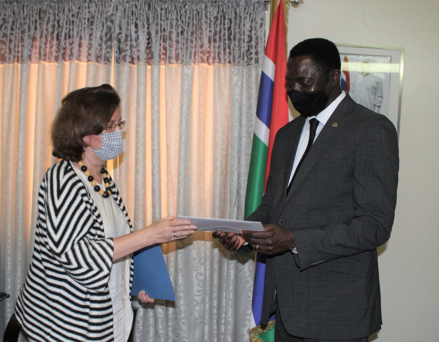 2 ambassadors present letters of credence to Foreign minister