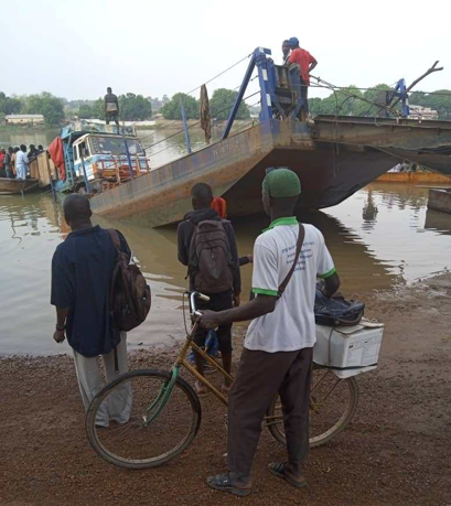 Bansang-Bush Town ferry nearly sinks