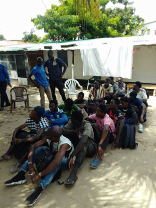 Police intercept 17 intending irregular migrants