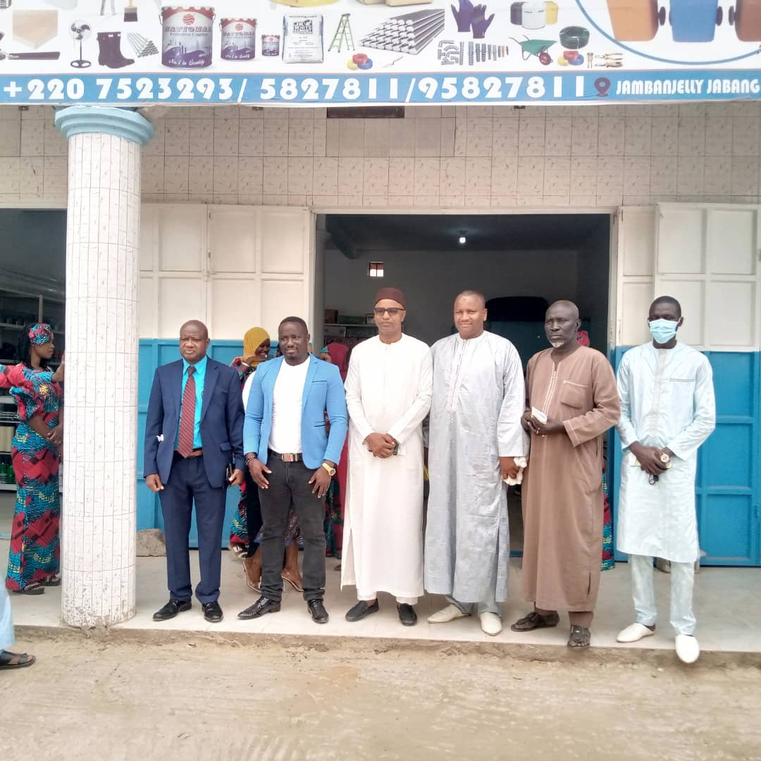 Leigh Properties opens new building materials shop