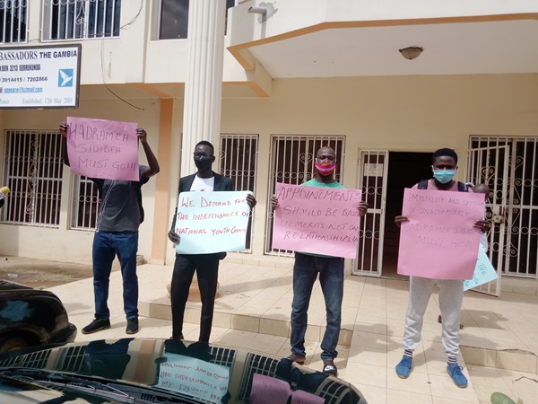 Youth groups demand resignation of Sports minister