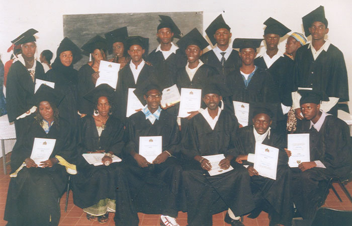 19 Medical Laboratory Assistants Graduate