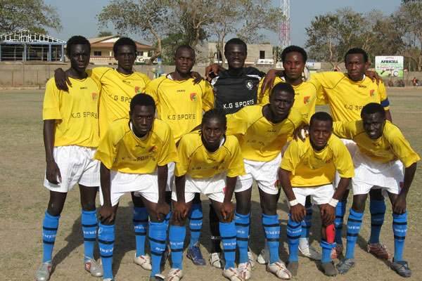 1st Division title race down to wire