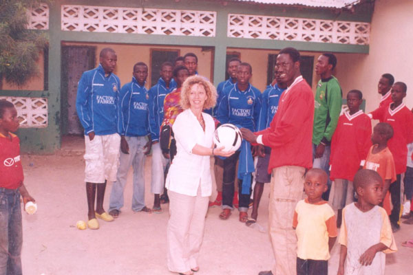 Young Farmers FC Receive Donation