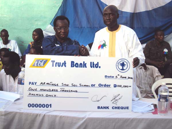 Trust Bank MD graces Armitage graduation