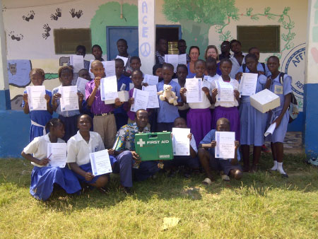 First-aid training for students held