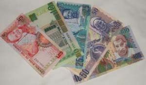 Court convicts man found with fake currencies