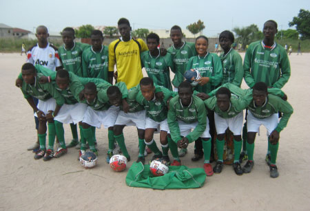 Gift of Nemakunku Football Academy receives donation 