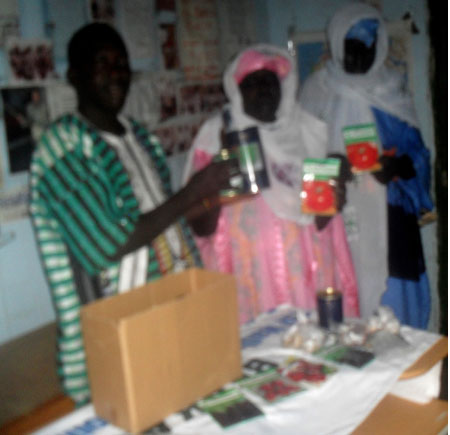 Beakanyang donates garden seeds to women of Barrow Kunda