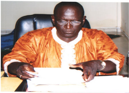 Association of Wood Re-exporters and Forest Users presents D15,000 to Forestry