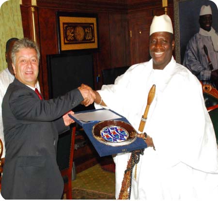 New Turkish ambassador presents credentials