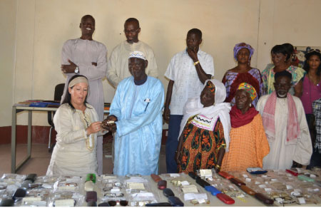 Philanthropists donates eye lens and glasses to Tanji community 