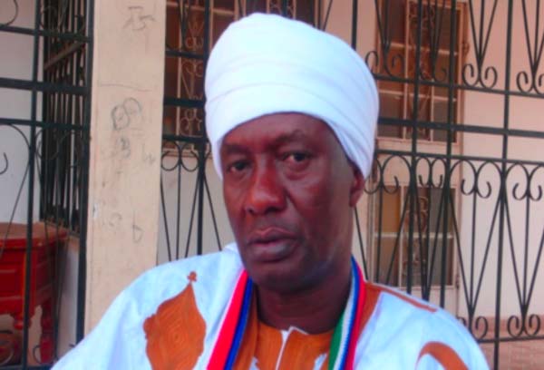 Turo Darboe gives over D400,000 to institutions, individuals 