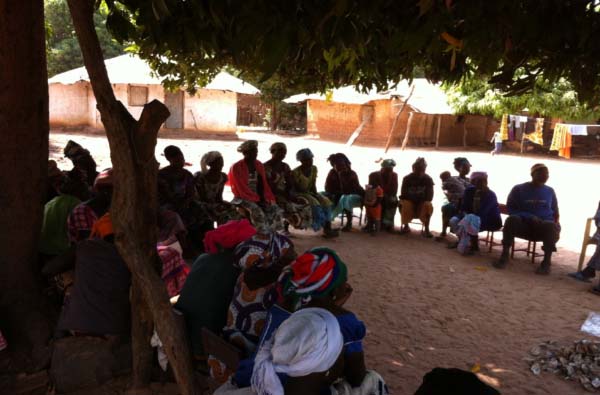 Community Protected Area Settlement Committees hold meetings in Bintang, Berefet and Tintiba