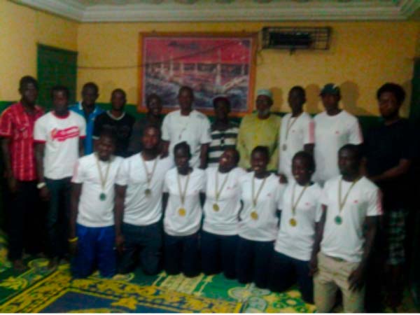 Volleyball team meets Gambian Consul in Abidjan