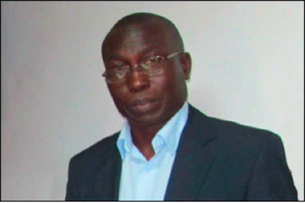 SSHFC presents D30,000 to Higher Education Ministry