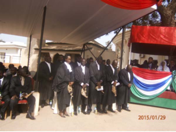 Lawyers are professionals, not businessmen, says Bar doyen