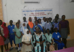 amicoleh mbaye with students