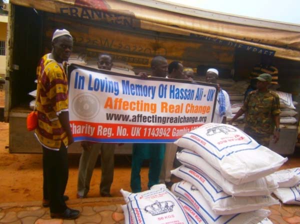 Int’l charity donates food aid to Gambians