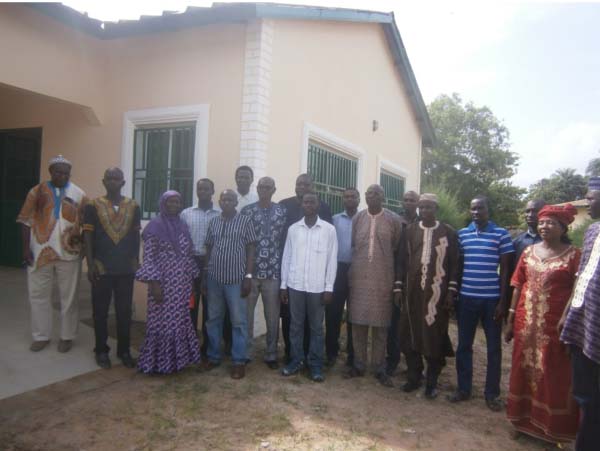 Farmer association hosts family faming development forum