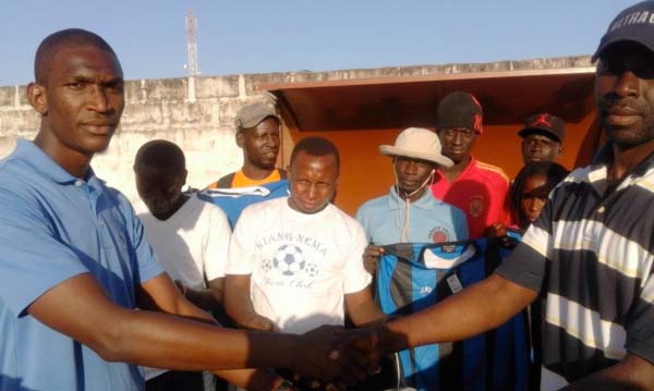 UK-based Gambian, others donate to Farato sports committee