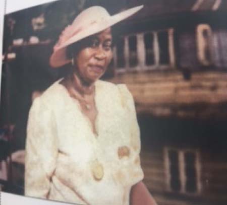 TRIBUTE IN MEMORY OF OUR TEACHER AND MENTOR : MRS DELPHINE CARROL