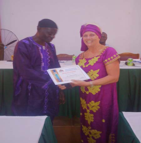 Bansang hospital honours retiring staff