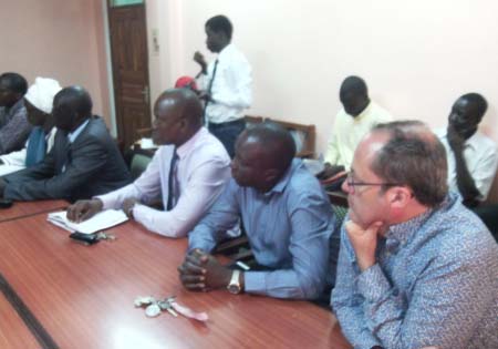 Hotel association gives D100,000 to Tourism Ministry