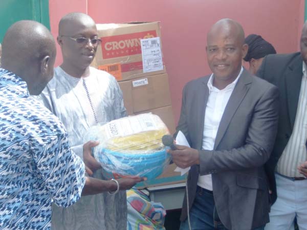 Foundation for Rural Education donates medical equipment to health ministry