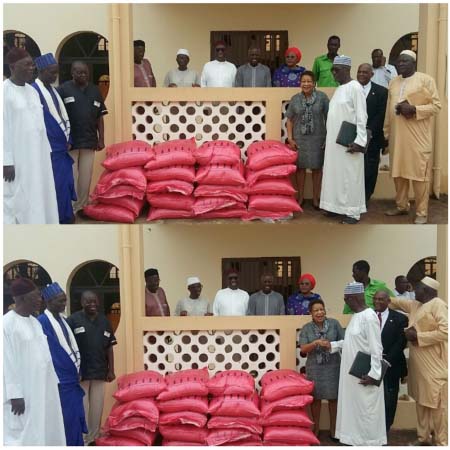 US Ambassador donates bags of rice to Pipeline Mosque
