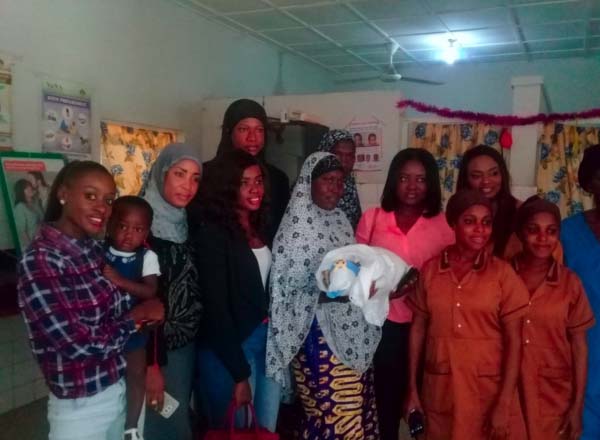 Mum Fund presents baby items to first baby