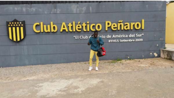 Simon Bass to sign contract with Club Atletico Penarol in Uruguay 