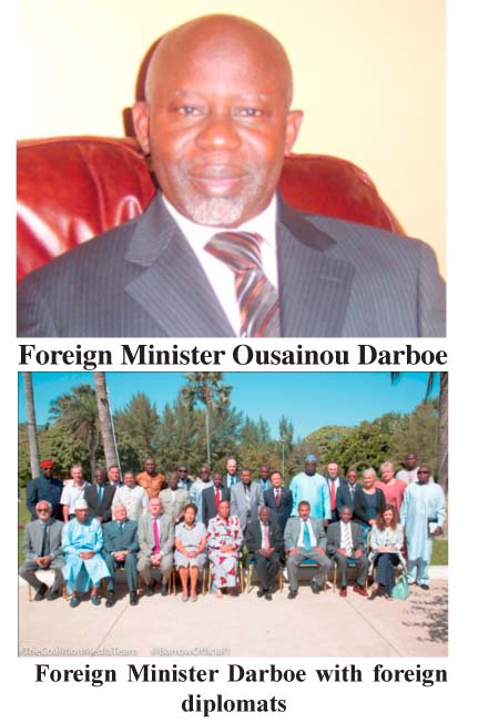 New Foreign Minister meets with diplomats