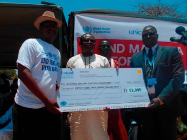 Ecobank presents D52,000 cheque to NMCP to fight malaria