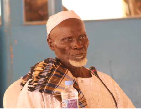 ‘2 buses, truck filled with alleged witches in Sintet’