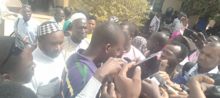 4 journalists, over 100 protesters released on bail