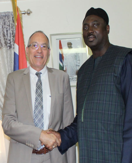 France to support extension of ECOMIG mission