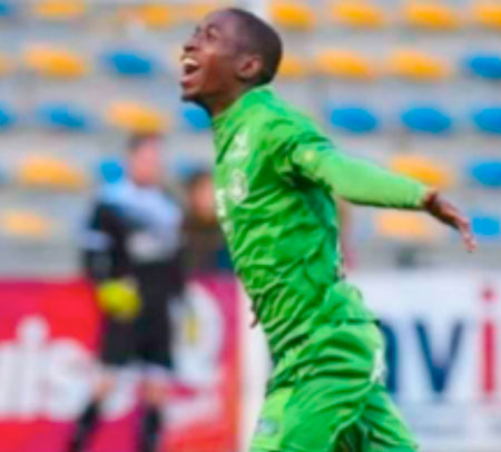 Pa Omar Babou scores first goal for Lommel S.K.