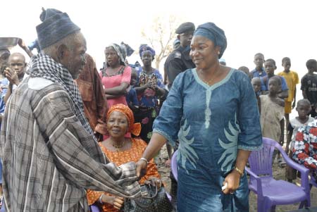 Agric minister vows to wipe farmers’ tears